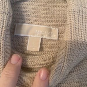 Michael Kors large women’s beige sweater